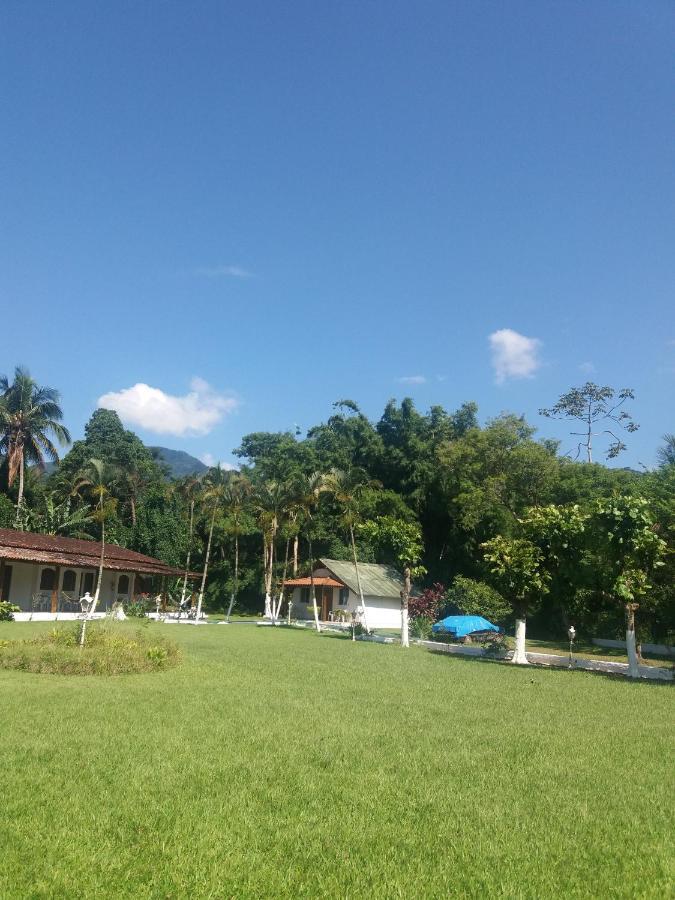 Ilhabela Tenis Clube Esterno foto